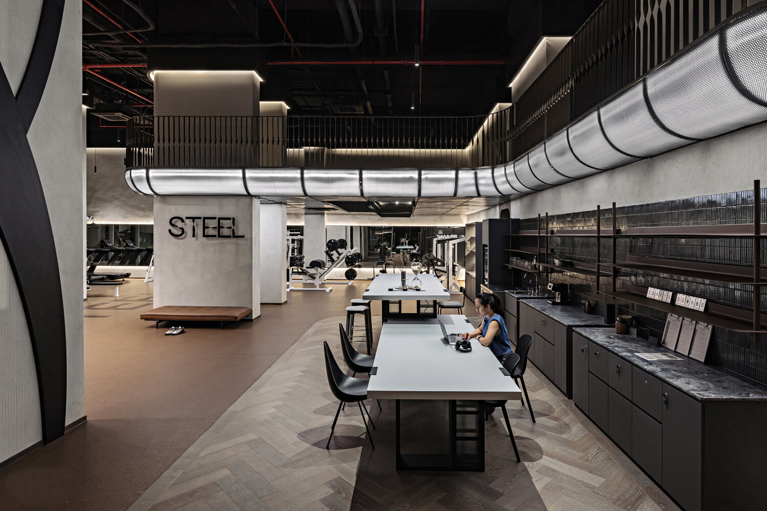STEEL GYM - ĐẢO KIM CƯƠNG